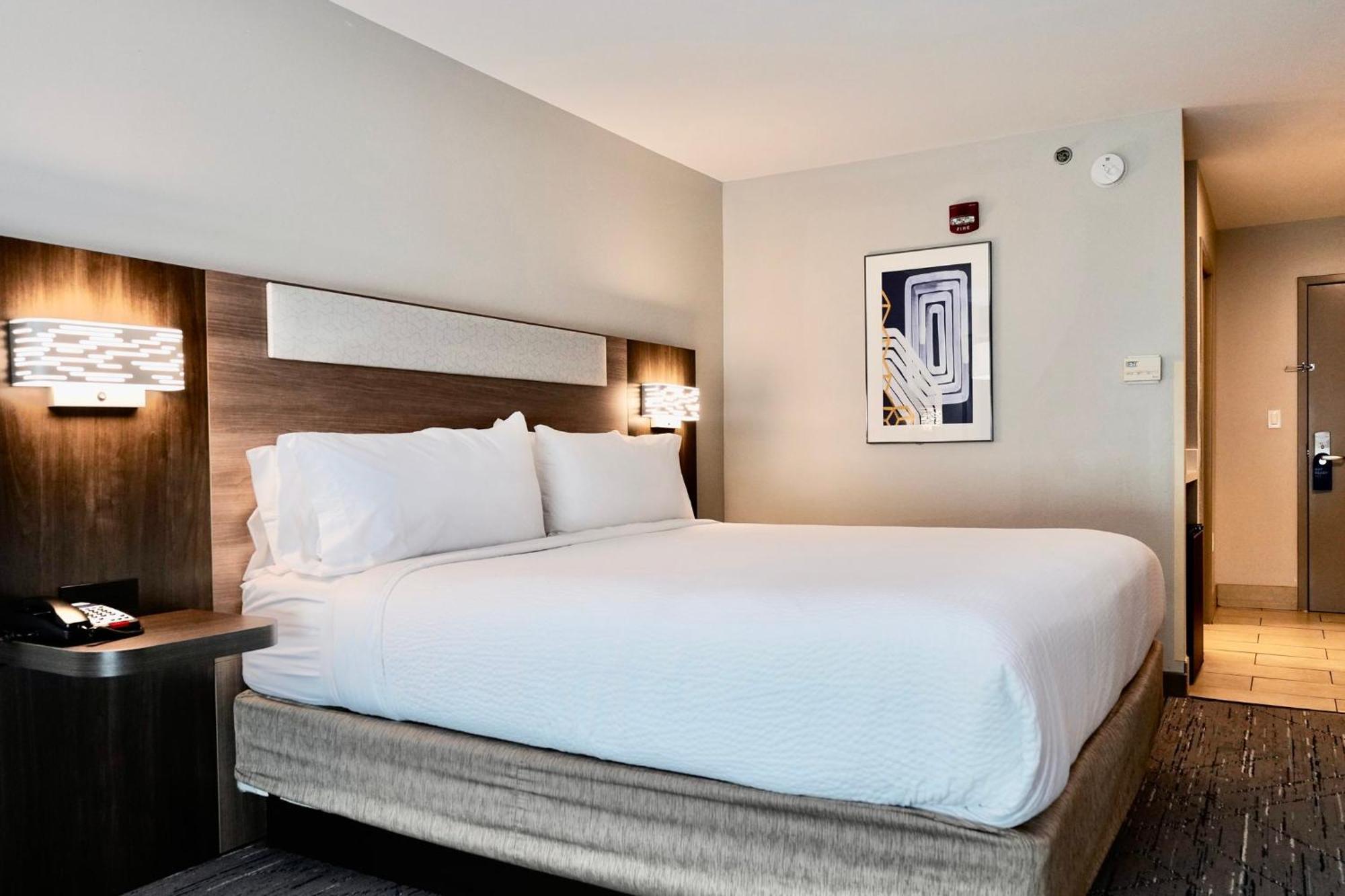 Holiday Inn Express & Suites - Smithfield/Selma By Ihg Exterior photo