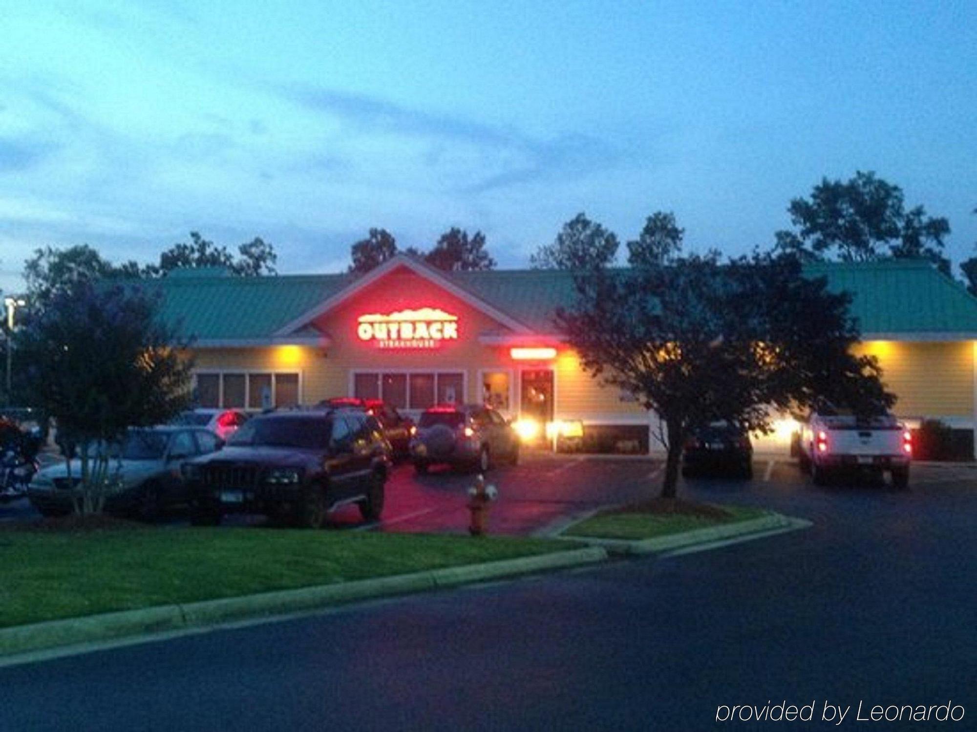 Holiday Inn Express & Suites - Smithfield/Selma By Ihg Exterior photo